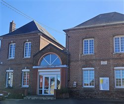 L'école construite en 1841 - Hodeng-au-Bosc